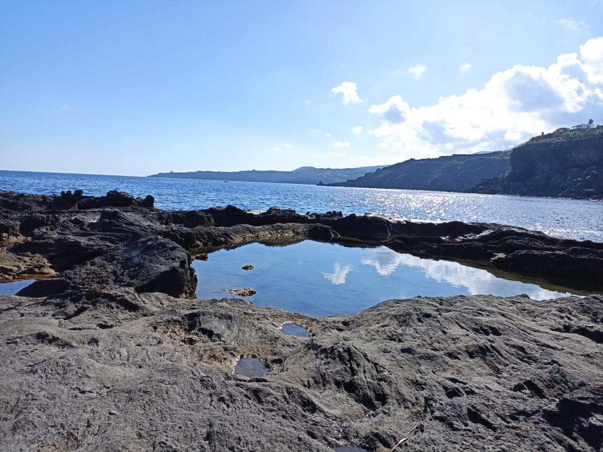 Villa Nido Sul Mare à Pantelleria Extérieur photo
